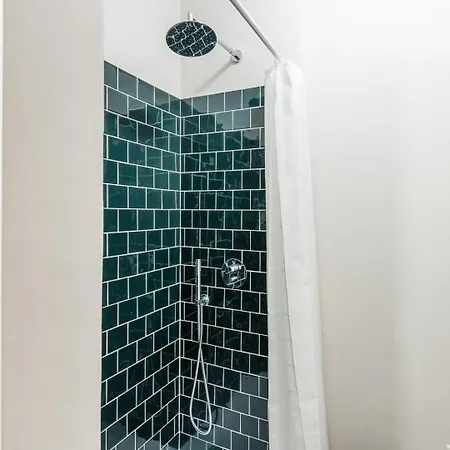 Apartmentsporto - Boavista 505 דירה *